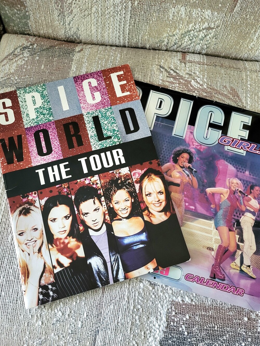 SPICE GIRLS Vintage 1999 Calendar & Spice World The Tour 2000 Concert Program